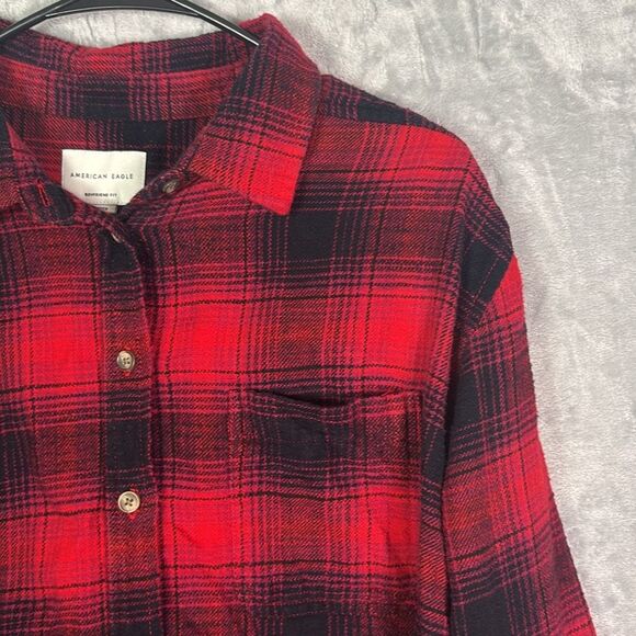 American Eagle Buffalo Red Black Plaid Soft Boyfriend Fit Button Up Size Small - Picture 3 of 9